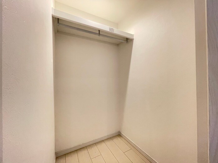 物件内観写真12　(収納)