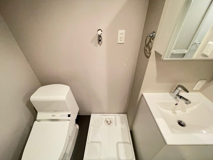 物件内観写真18　(洗濯機置場)