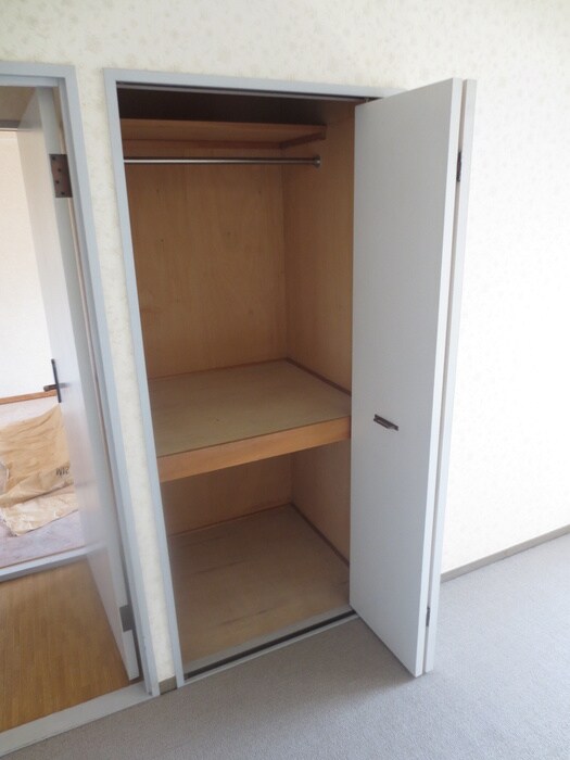 物件内観写真10　(収納)