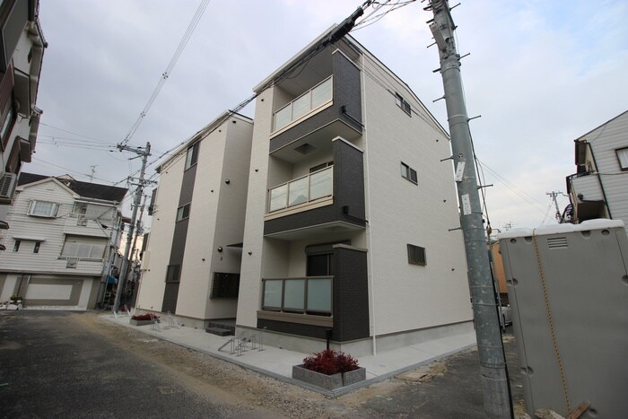 物件外観写真1　(外観写真)