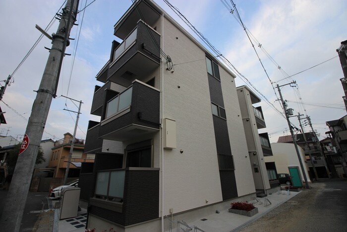 物件外観写真2　(外観写真)