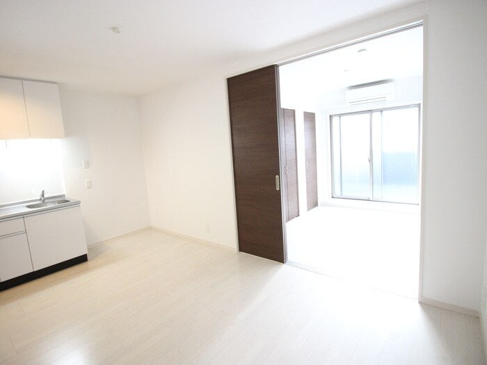 物件内観写真12　(居室)