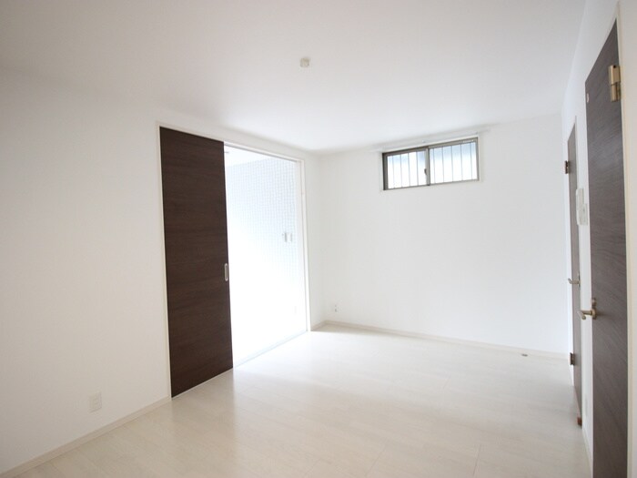 物件内観写真17　(居室)