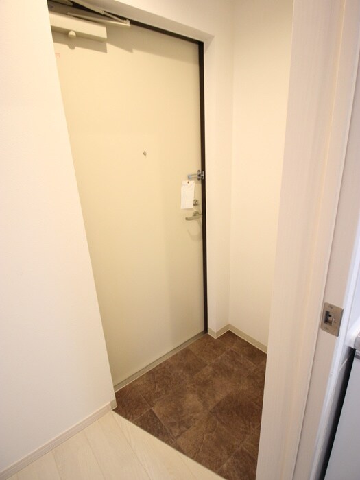 物件内観写真20　(玄関)
