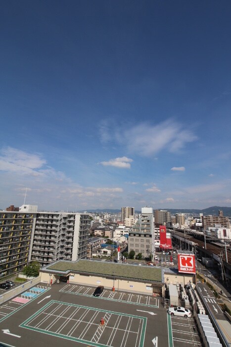 物件内観写真21　(室内からの展望)