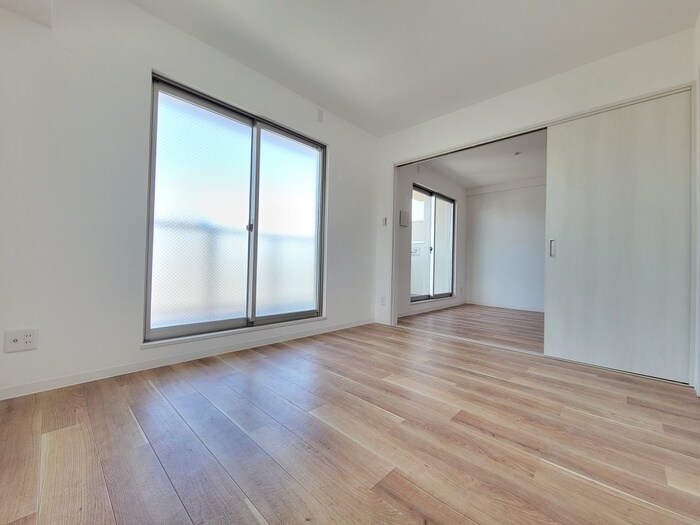 物件内観写真9　(居室)