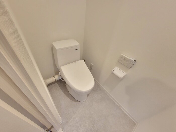 物件内観写真12　(トイレ)