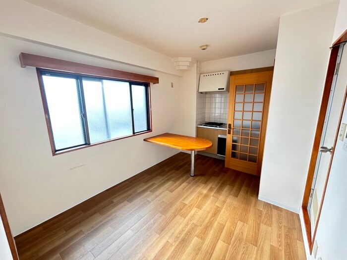 物件内観写真17　(居室)