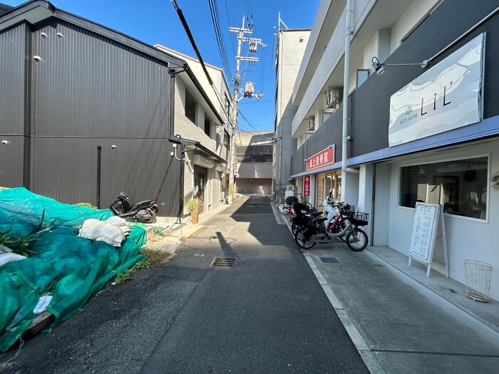 物件外観写真6　(周辺環境)