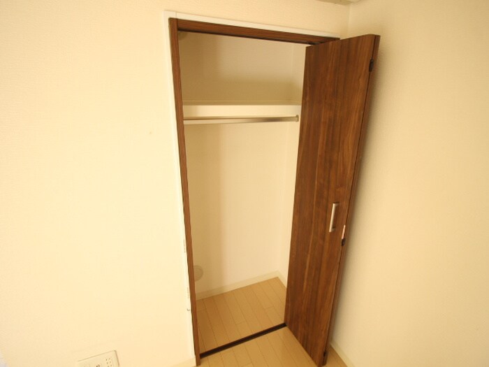 物件内観写真11　(収納)