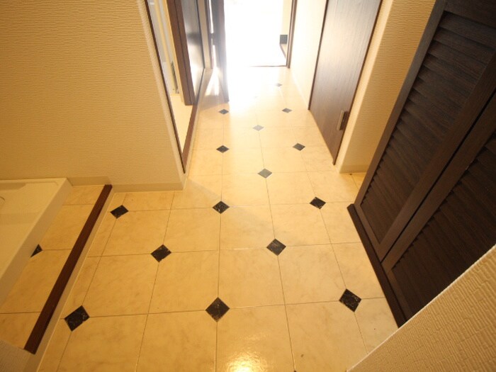 物件内観写真21　(廊下)