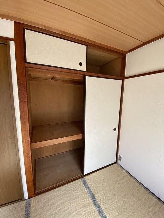 物件内観写真11　(収納)