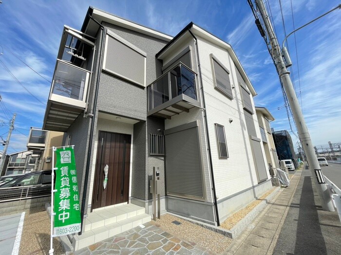 物件外観写真1　(外観写真)