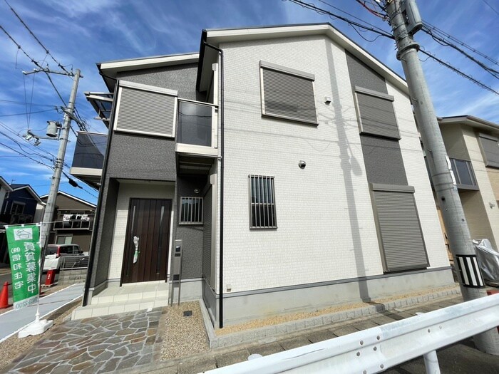 物件外観写真2　(外観写真)