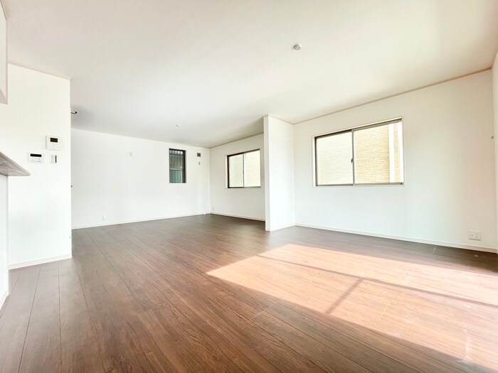 物件内観写真8　(居室)