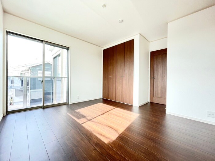 物件内観写真11　(内観写真)