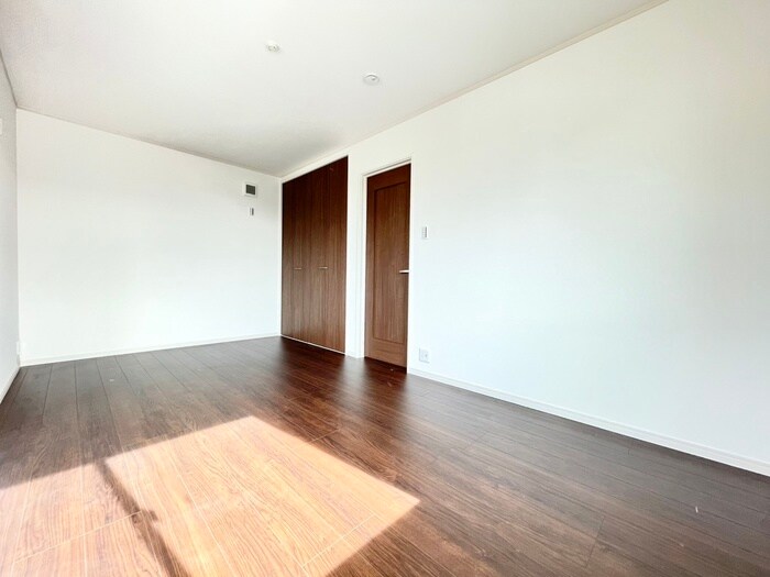 物件内観写真12　(居室)