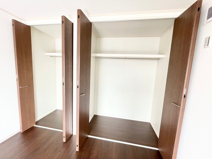 物件内観写真15　(収納)