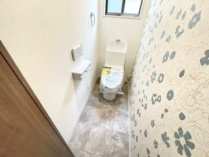 物件内観写真18　(トイレ)