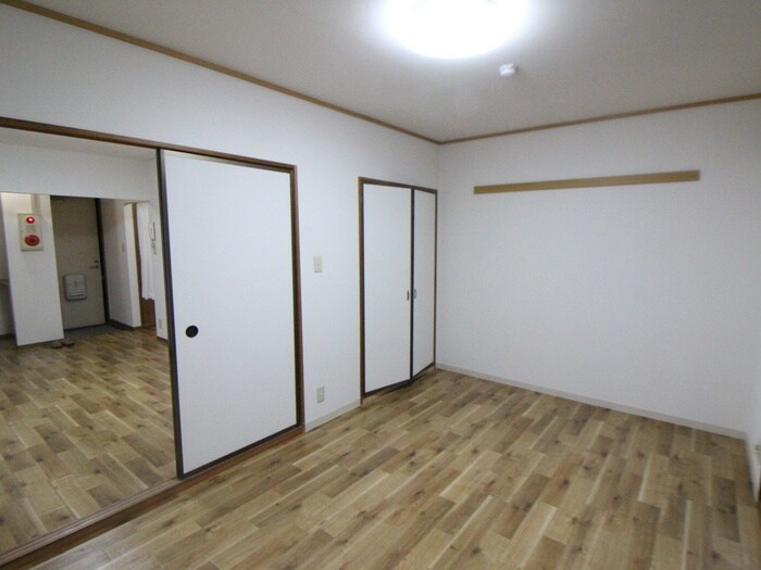 物件内観写真9　(居室)