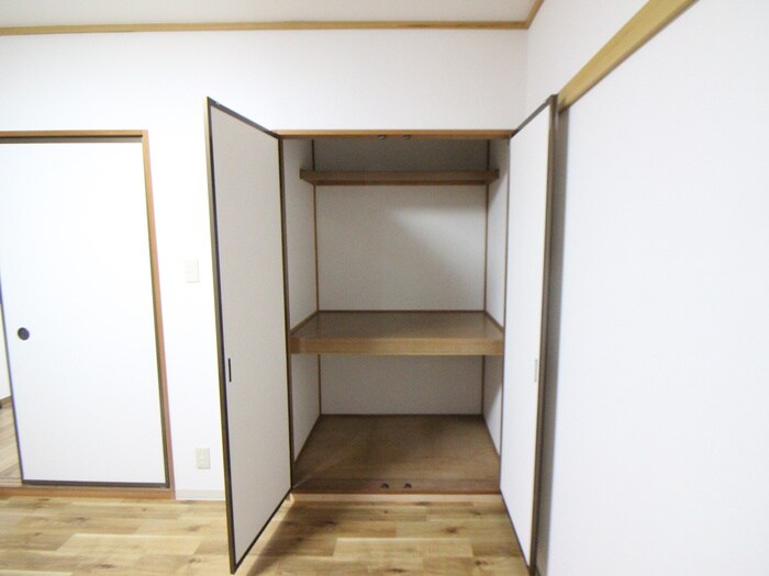 物件内観写真11　(収納)