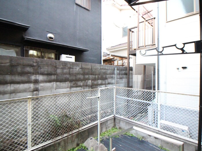 物件内観写真22　(室内からの展望)