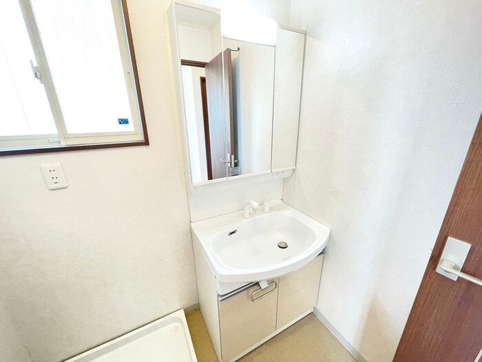 物件内観写真14　(洗面)