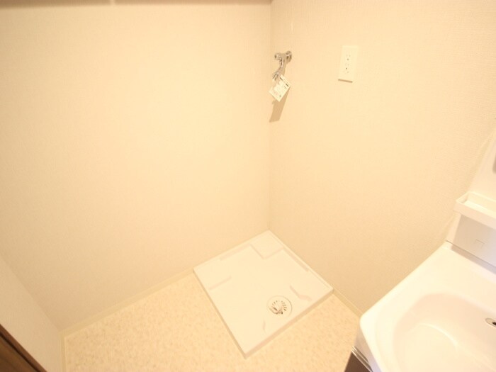 物件内観写真15　(収納)