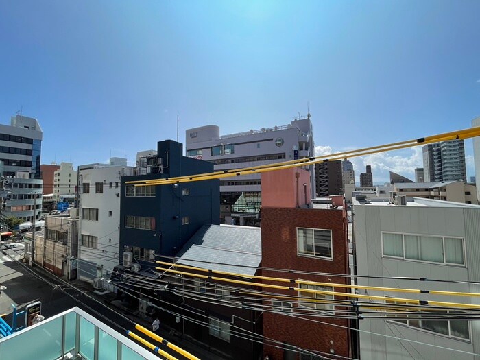 物件内観写真17　(室内からの展望)