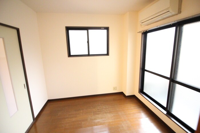 物件内観写真16　(居室)