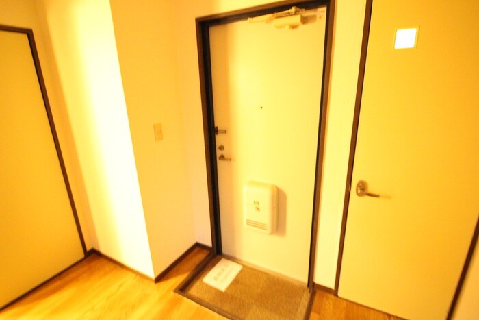 物件内観写真21　(玄関)