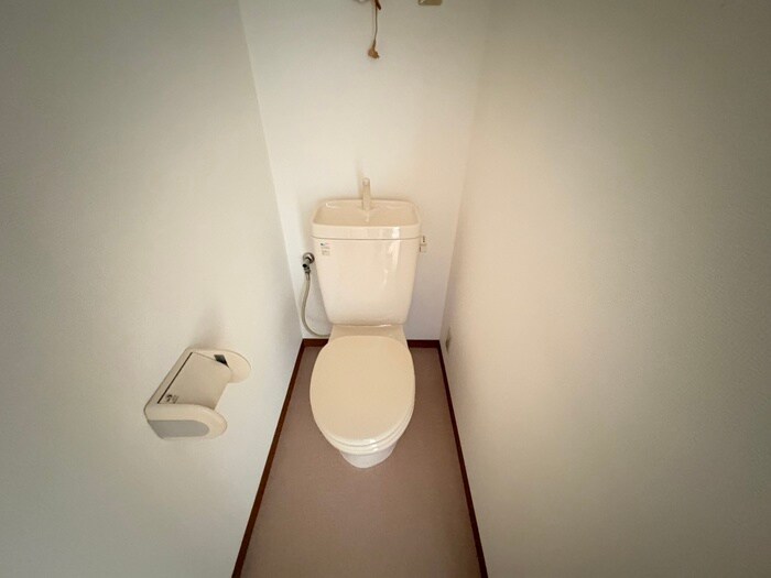 物件内観写真10　(トイレ)