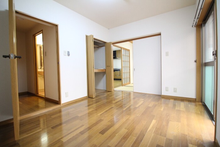 物件内観写真5　(居室)