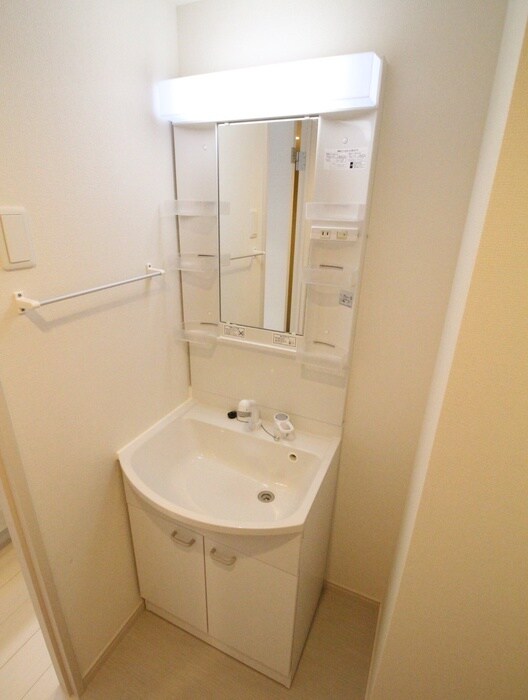 物件内観写真12　(洗面)