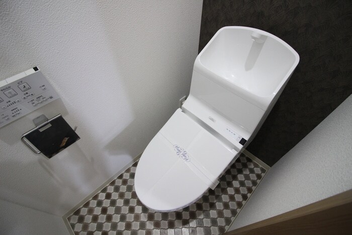 物件内観写真11　(トイレ)