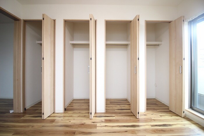 物件内観写真15　(収納)