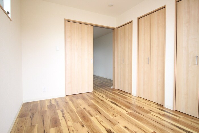 物件内観写真21　(居室)