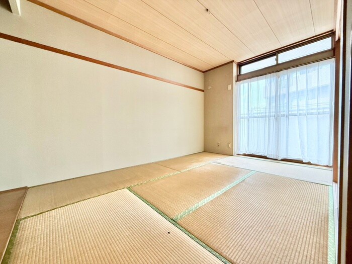 物件内観写真10　(居室)