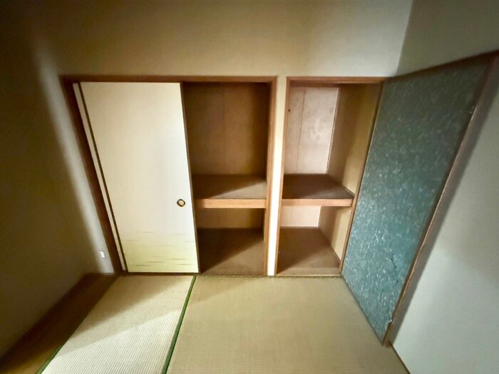 物件内観写真12　(収納)