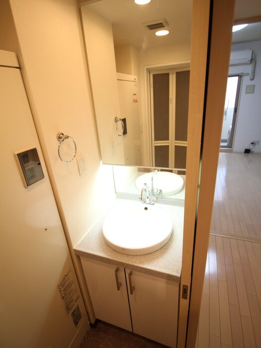 物件内観写真9　(洗面)