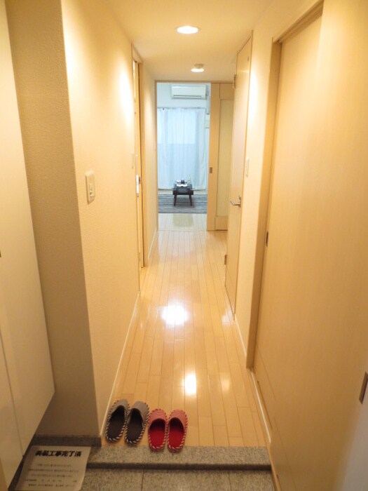 物件内観写真14　(廊下)