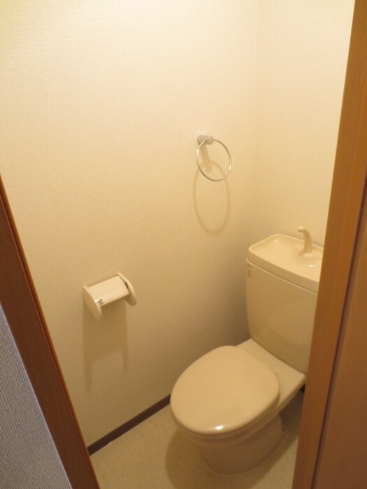 物件内観写真11　(トイレ)