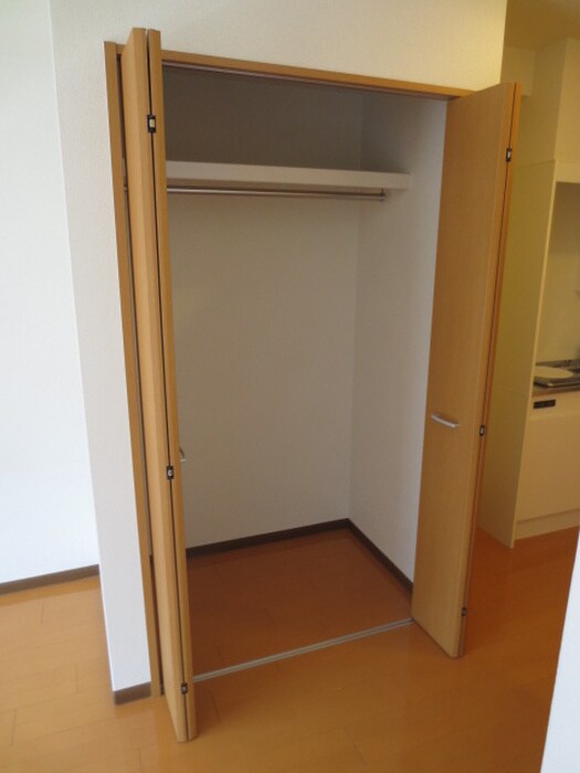 物件内観写真16　(収納)