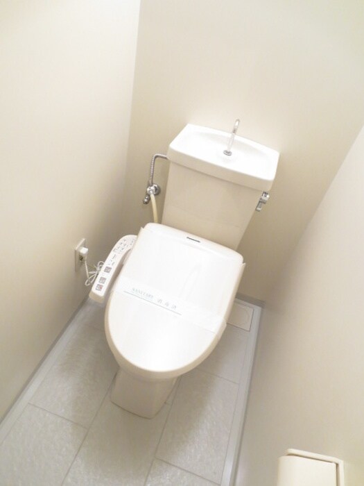 物件内観写真12　(トイレ)