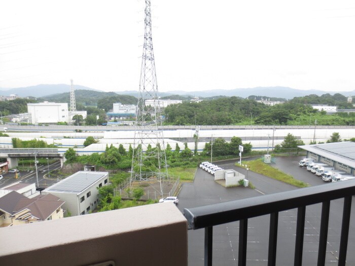 物件内観写真18　(室内からの展望)