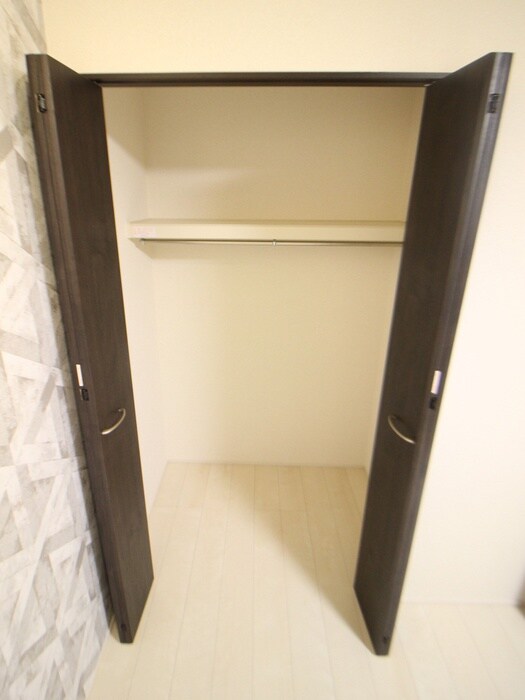 物件内観写真16　(収納)