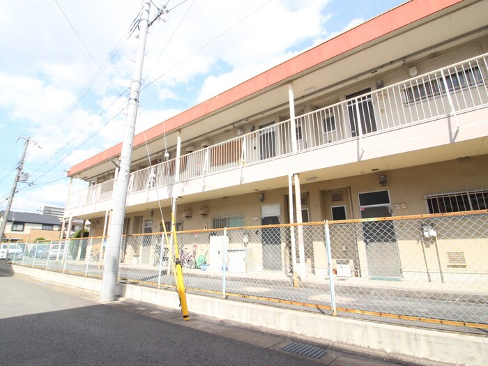 物件外観写真3　(外観写真)