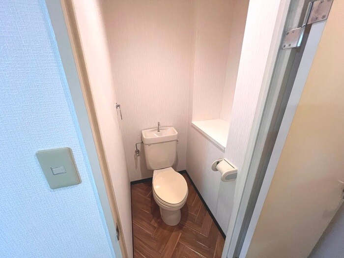 物件内観写真11　(トイレ)