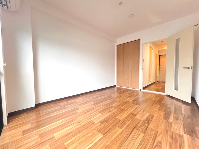 物件内観写真19　(居室)