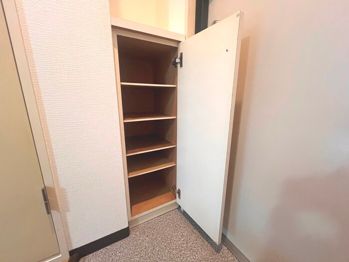物件内観写真21　(靴箱)